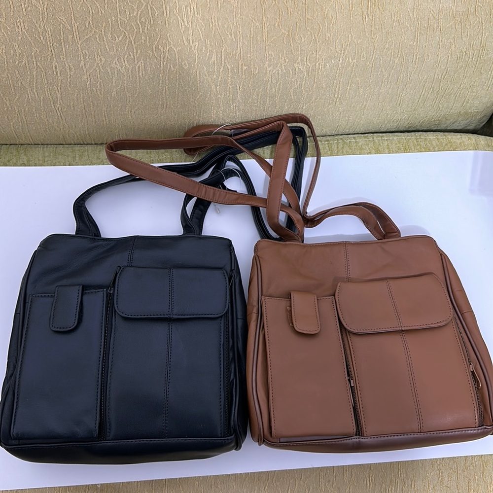 Bundle of two leather bags